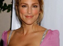 Jennifer Esposito , 51 , Shows Off More Than She Wanted To